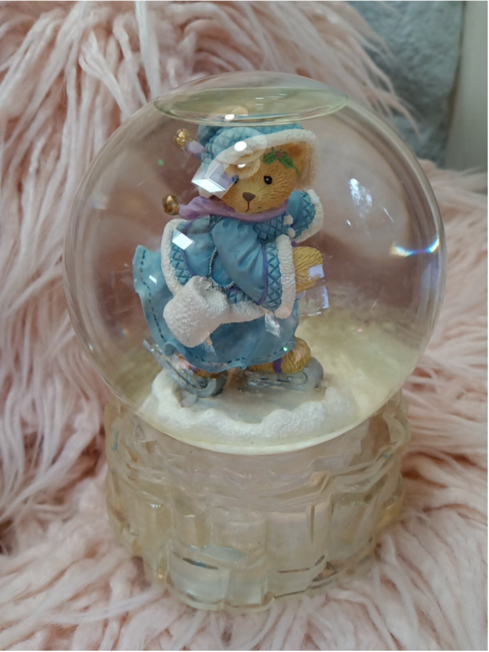 Cherished Teddies Plays Let It Snow Globe Music Bear Ice-skating Winter Bear